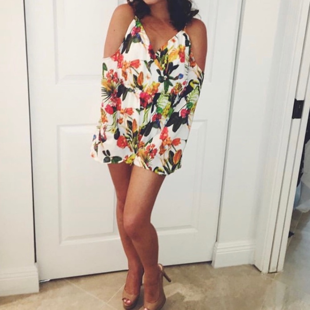 romper - Picture 2 of 2